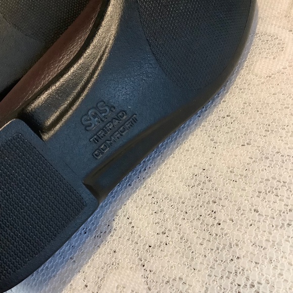 Nwot SAS Leather Loafers Size 9M, fit narrower in toe area - Picture 8 of 12